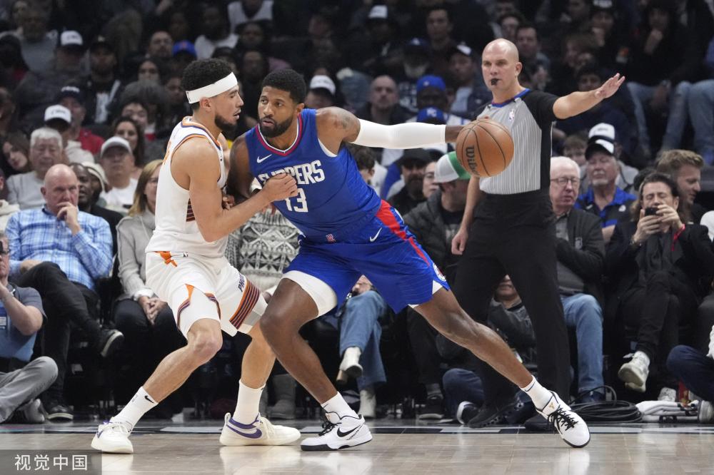 诸多棋手间 诸多棋手间