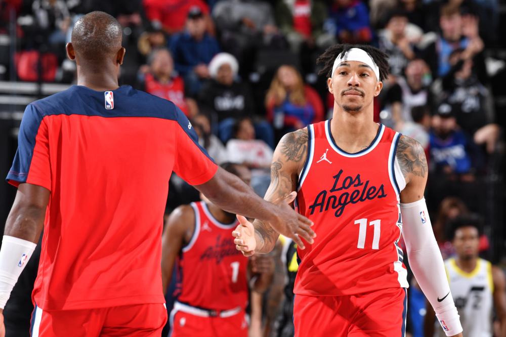 素驱动下 素驱动下